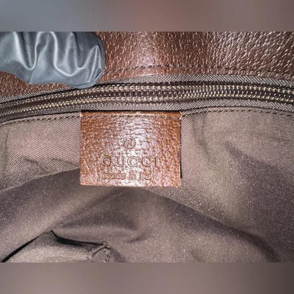 Gucci Vintage Monogram Flat Messenger Bag, Unisex. - Picture 10 of 15